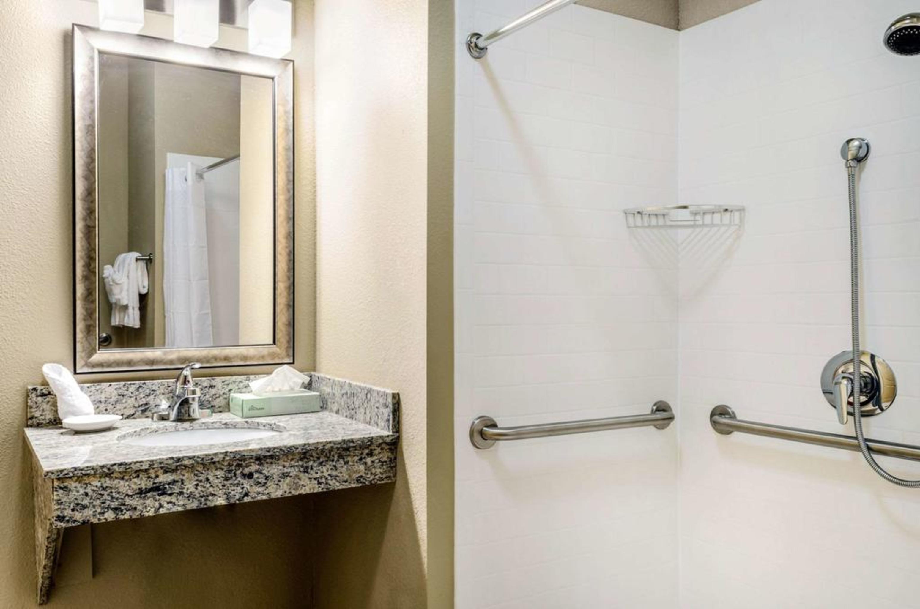 Mainstay Suites Hackberry Sportsman'S Lodge Ngoại thất bức ảnh